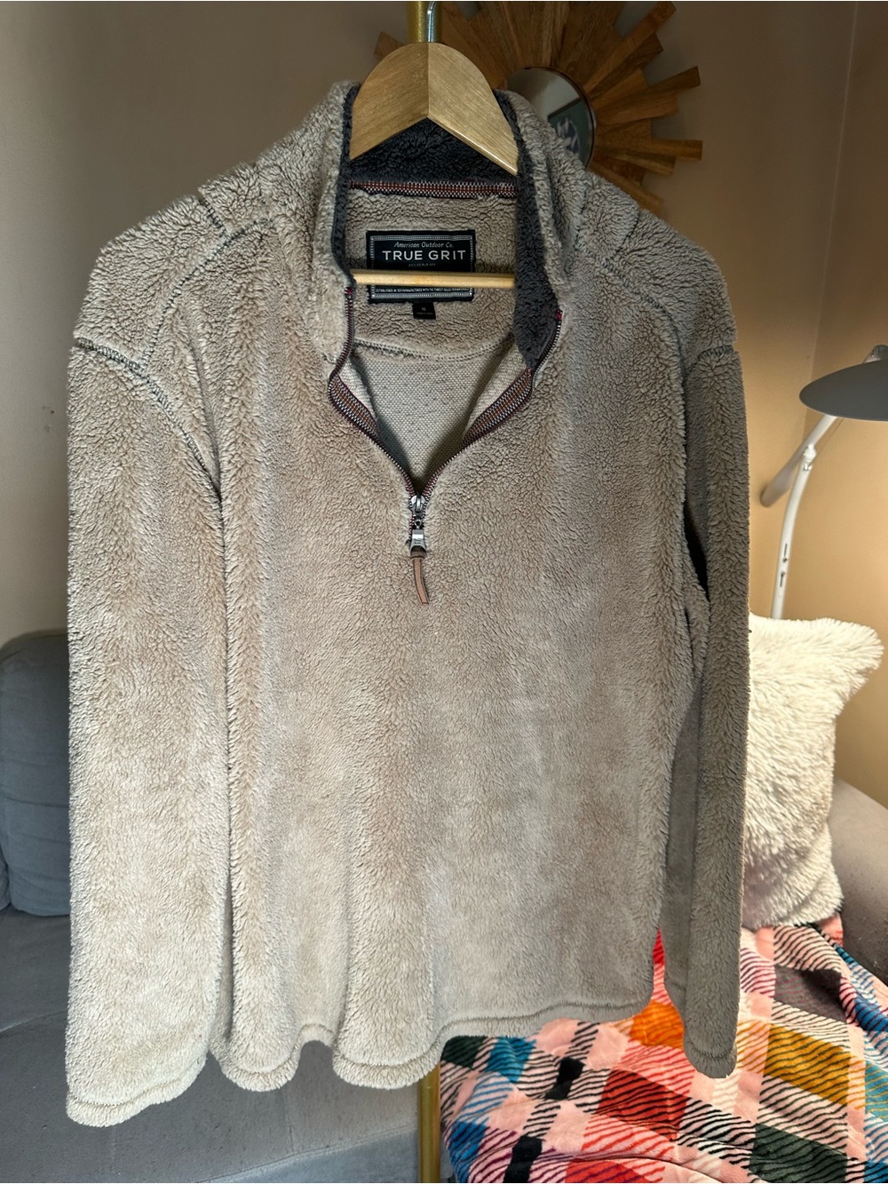 True Grit Men’s Beige Sherpa Half Zip-Up Pullover